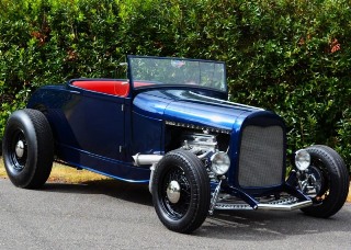Right front 1929 Ford